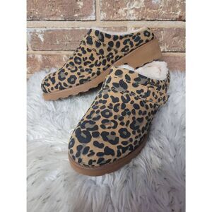 BearPaw Scottie Suede Heeled Clog, Women's 10